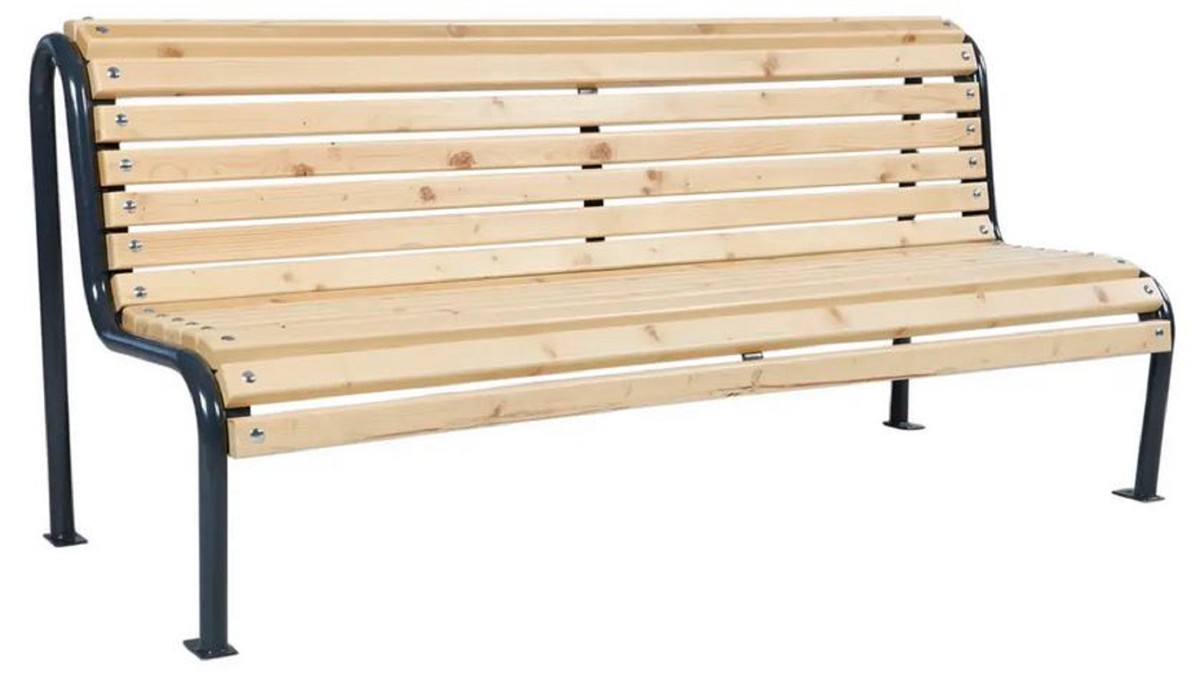 Gartenmöbel aus Holz richtig überwintern