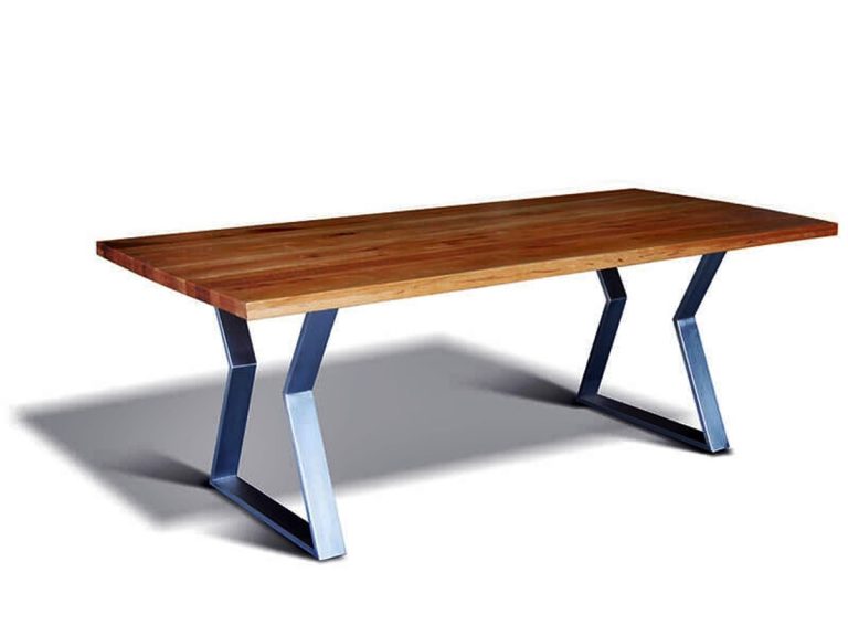 Luxus Massivholz Esstisch mit Metallgestell